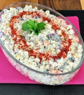 Yoğurtlu Makarna Salatası